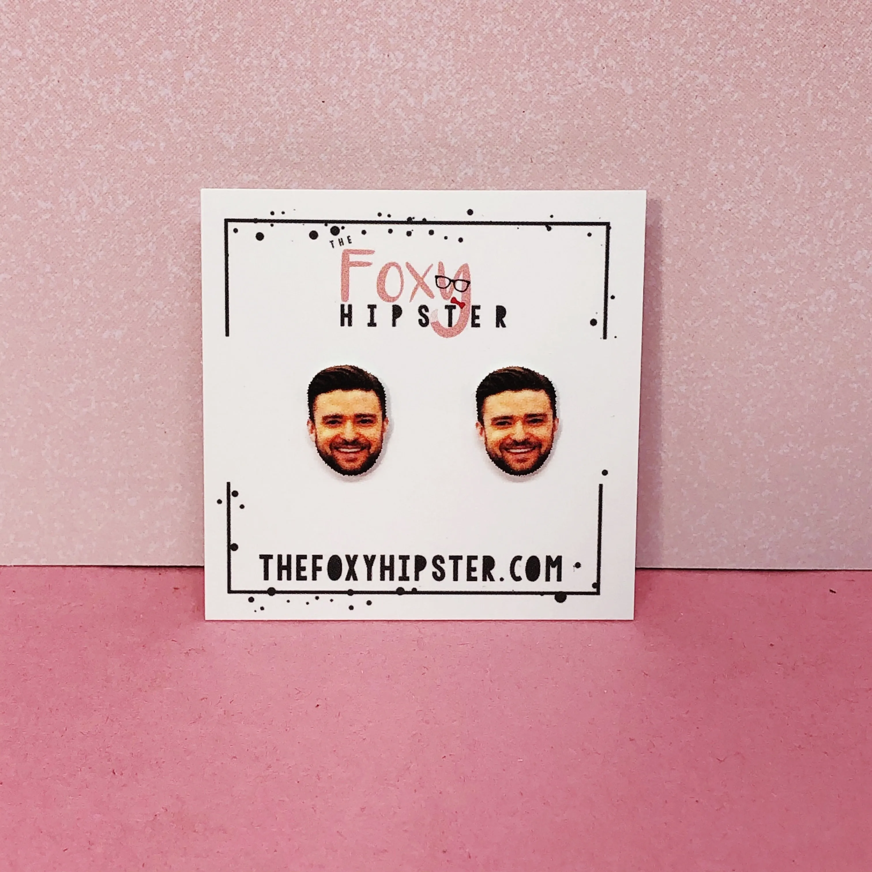 Certainly! Here’s an optimized title for an e-commerce listing of Justin Timberlake stud earrings:

Stylish Justin Timberlake Inspired Stud Earrings for Fans - Trendy Celebrity Jewelry Accessory

This title includes descriptive modifiers to attract potential buyers by highlighting the style, inspiration, target audience, and category.